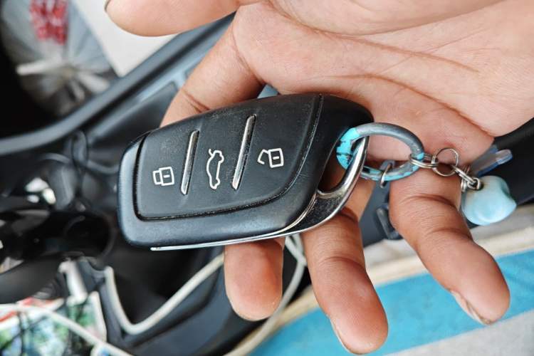 Used Roewe i5 2023 1.5L Manual Comfort Edition Vehicle Key