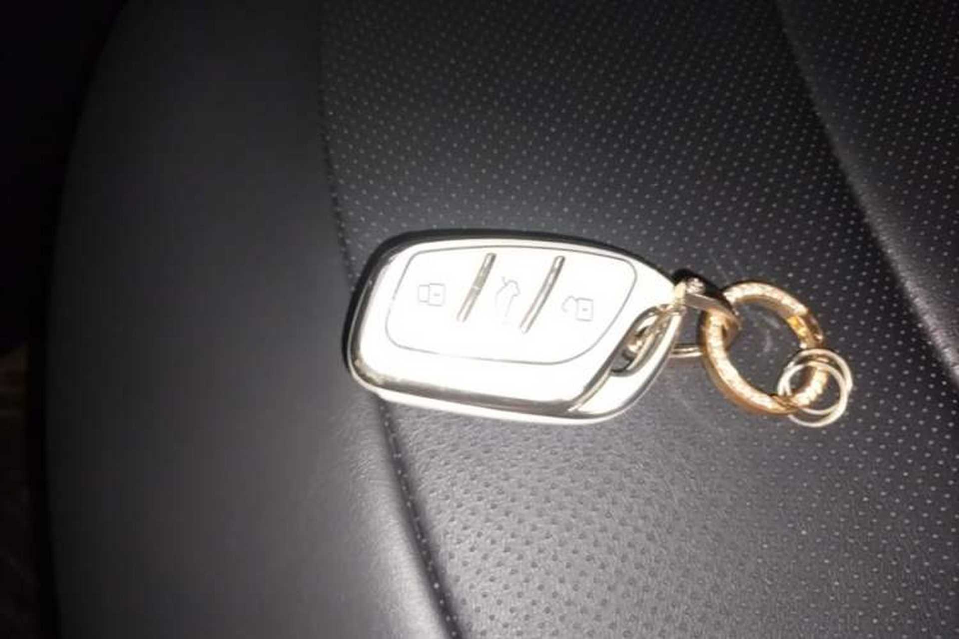 Used Roewe i5 2023 1.5L CVT Luxury Edition Vehicle Key