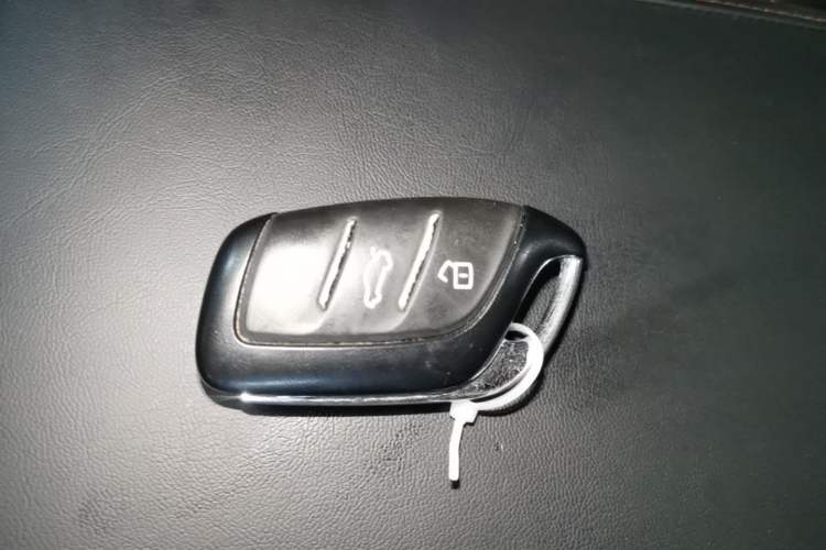 Used Roewe i5 2023 1.5L CVT Luxury Edition Vehicle Key