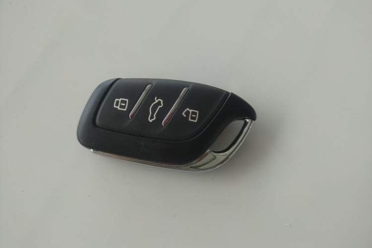 Used Roewe i5 2023 1.5L Manual Comfort Edition Vehicle Key