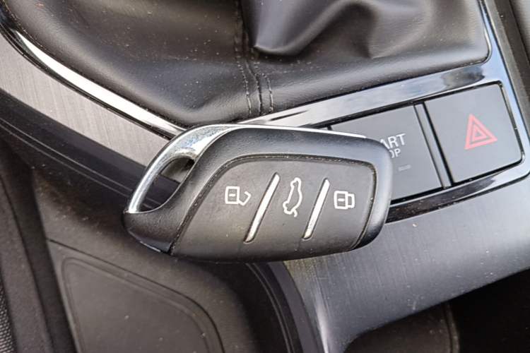 Used Roewe i5 2023 1.5L Manual Comfort Edition Vehicle Key