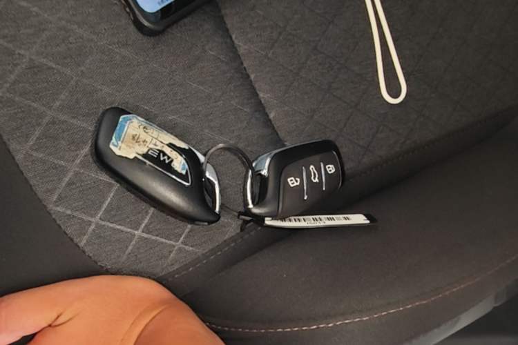 Used Roewe i5 2023 1.5L Manual Comfort Edition Vehicle Key