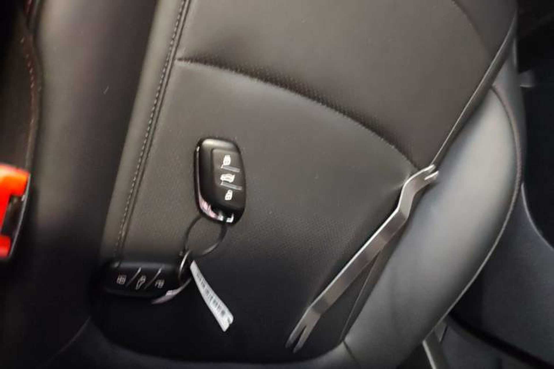 Used Roewe i5 2023 1.5L CVT Luxury Edition Vehicle Key