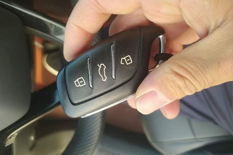 Used Roewe i5 2023 1.5L CVT Luxury Edition Vehicle Key