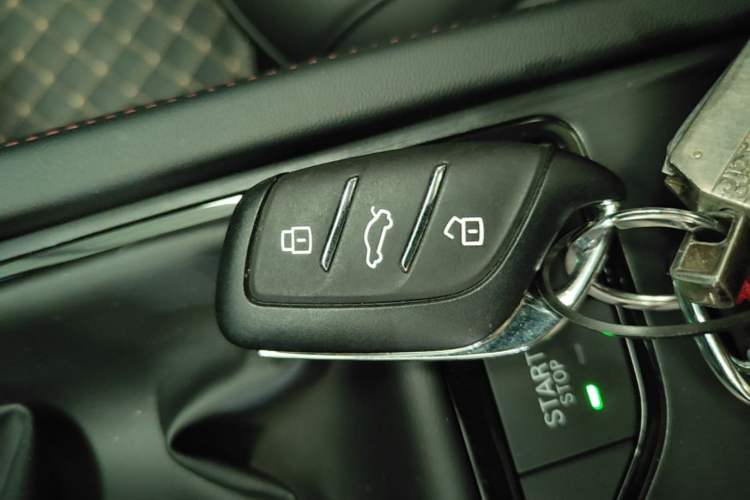Used Roewe i5 2023 1.5L Manual Excellence Edition Vehicle Key