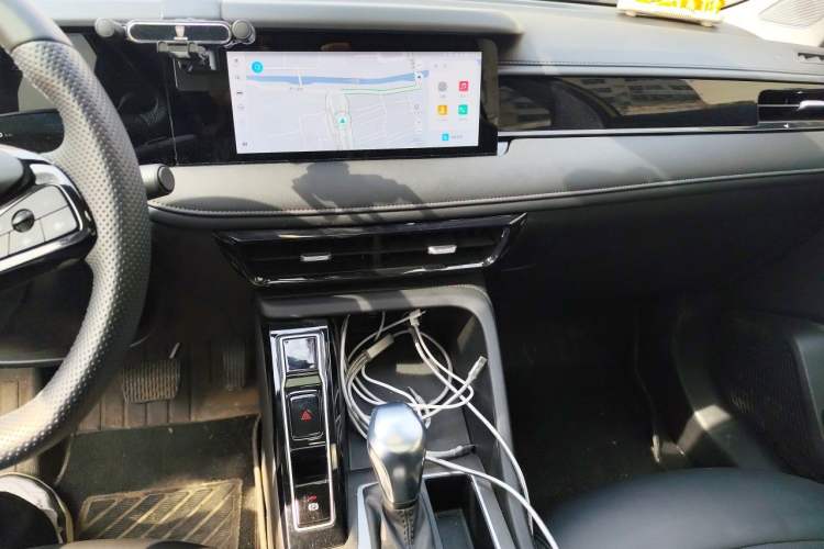 Used Roewe i5 2023 1.5L CVT Flagship Edition Audio And AC Panel