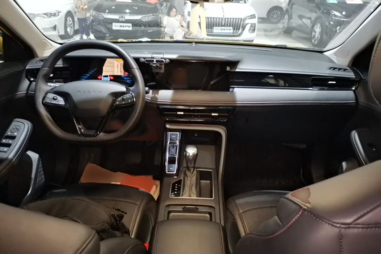 Used Roewe i5 2023 1.5L CVT Flagship Edition Center Console