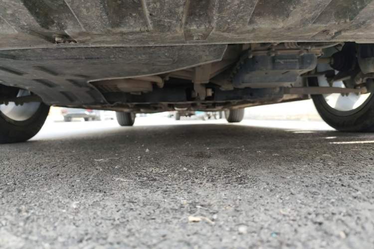 Used Roewe i5 2023 1.5L CVT Flagship Edition Chassis Front