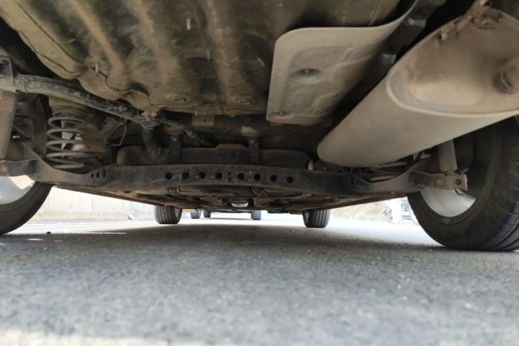 Used Roewe i5 2023 1.5L CVT Flagship Edition Chassis Rear