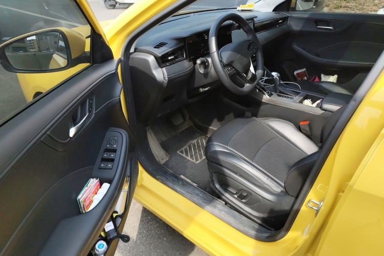 Used Roewe i5 2023 1.5L CVT Flagship Edition Driver Seat