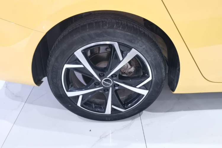 Used Roewe i5 2023 1.5L CVT Flagship Edition Exterior 5