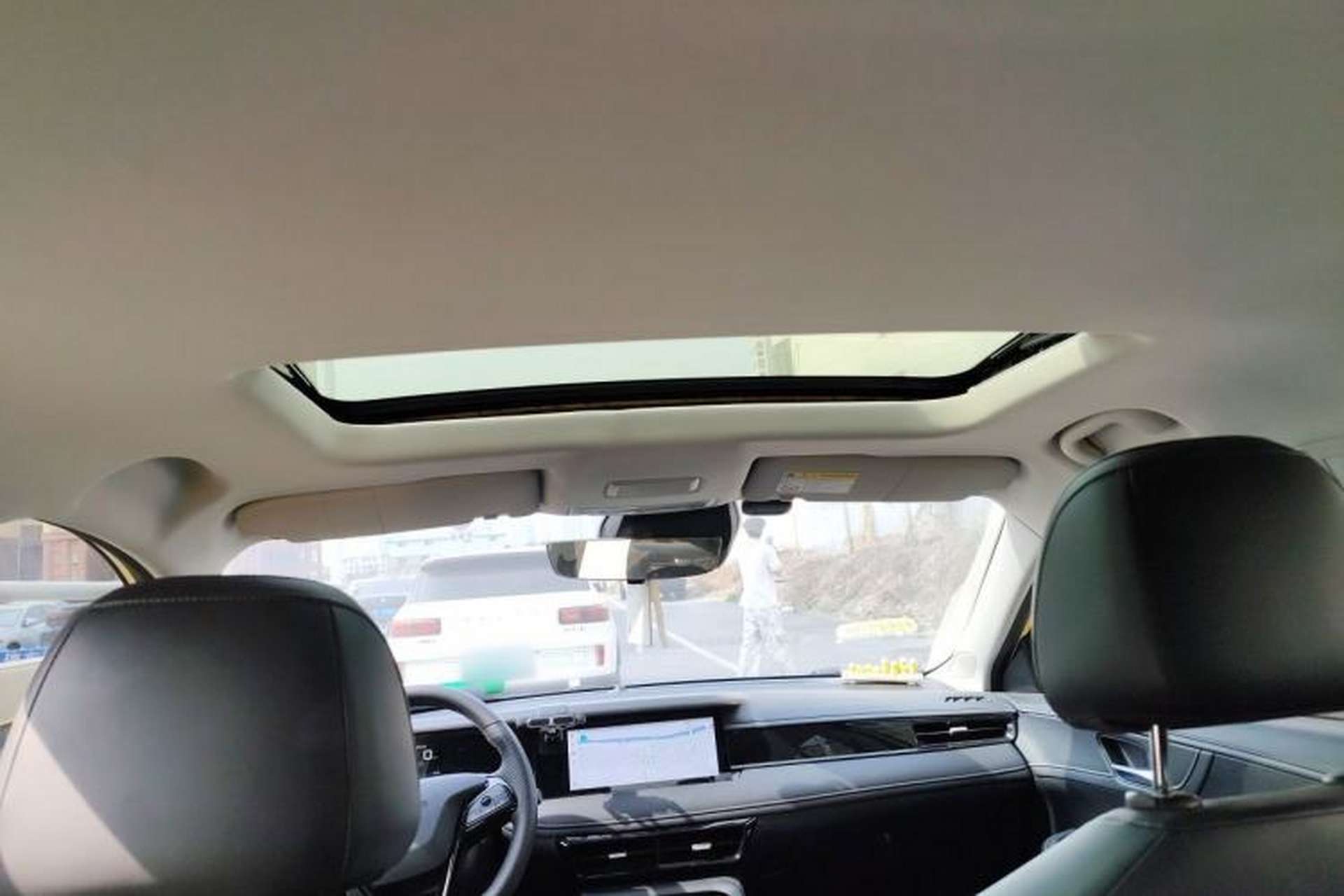 Used Roewe i5 2023 1.5L CVT Flagship Edition Headliner