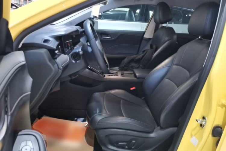 Used Roewe i5 2023 1.5L CVT Flagship Edition Left Front Seat