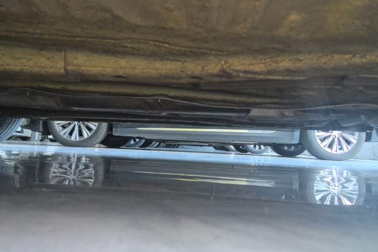 Used Roewe i5 2023 1.5L CVT Flagship Edition Left Side Sill