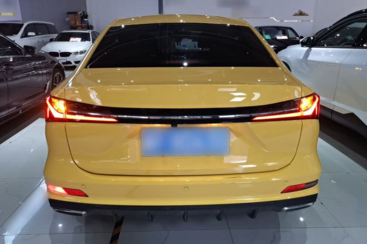 Used Roewe i5 2023 1.5L CVT Flagship Edition Rear
