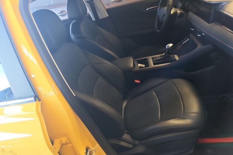 Used Roewe i5 2023 1.5L CVT Flagship Edition Right Front Seat