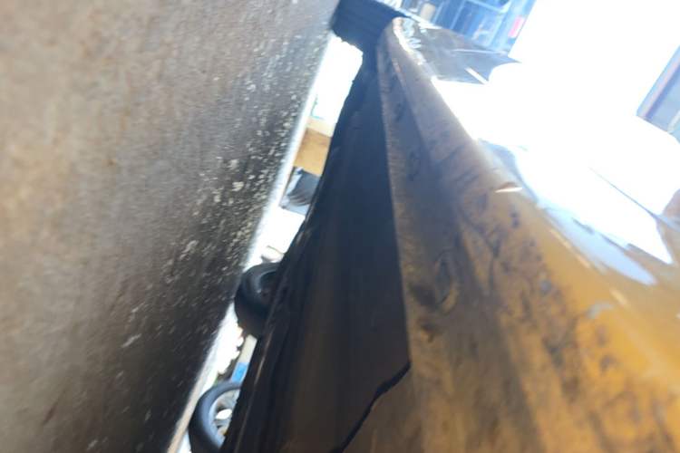 Used Roewe i5 2023 1.5L CVT Flagship Edition Right Side Sill