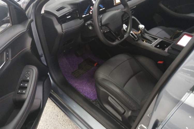 Used Roewe i5 2024 1.5L CVT Luxury Edition Driver Seat