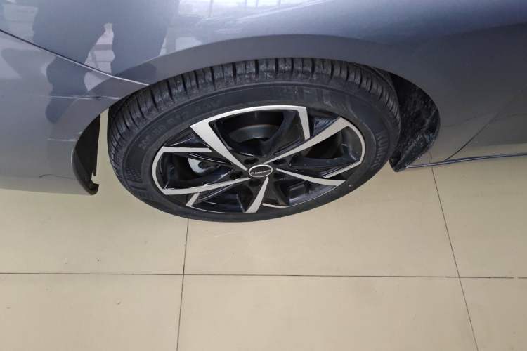 Used Roewe i5 2024 1.5L CVT Luxury Edition Exterior 4