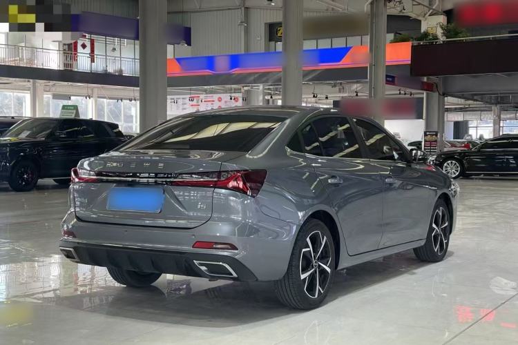 Used Roewe i5 2024 1.5L CVT Luxury Edition Exterior 5