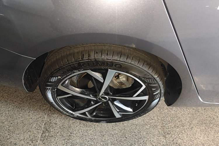 Used Roewe i5 2024 1.5L CVT Luxury Edition Exterior 5