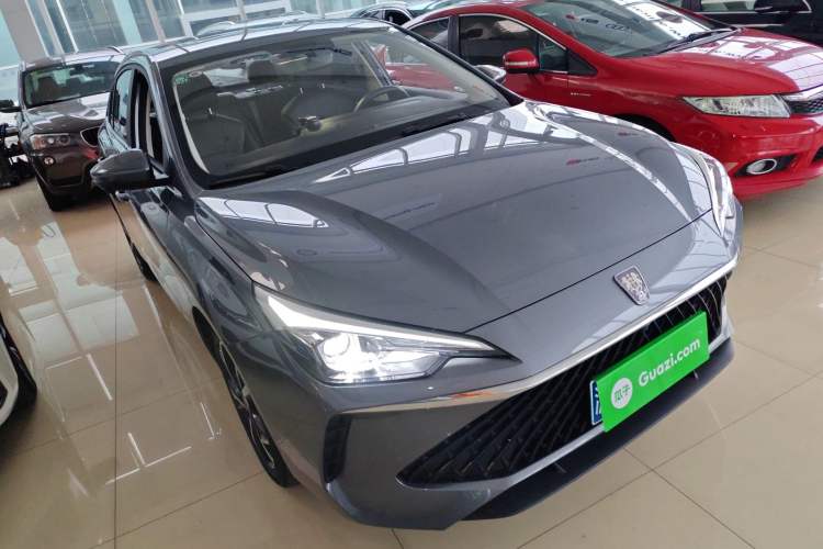 Used Roewe i5 2024 1.5L CVT Luxury Edition Front Right 45 Deg
