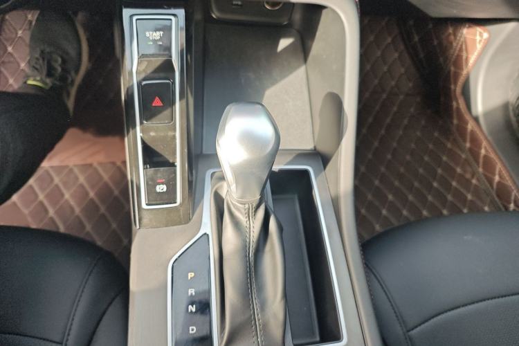 Used Roewe i5 2024 1.5L CVT Luxury Edition Gear Lever