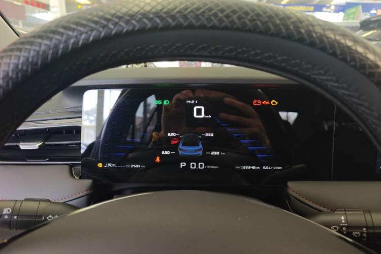 Used Roewe i5 2024 1.5L CVT Luxury Edition Instrument Cluster