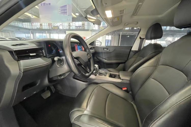 Used Roewe i5 2024 1.5L CVT Luxury Edition Interior 3