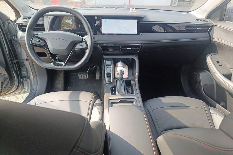 Used Roewe i5 2024 1.5L CVT Luxury Edition Interior 3
