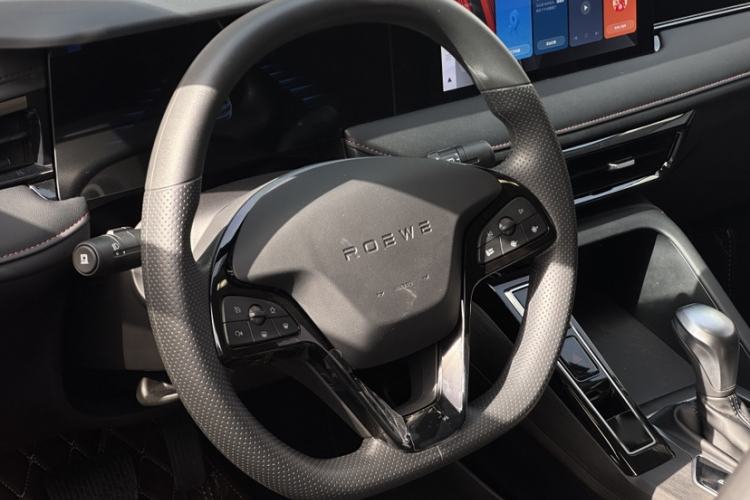 Used Roewe i5 2024 1.5L CVT Luxury Edition Interior 9