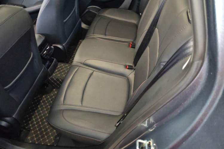 Used Roewe i5 2024 1.5L CVT Luxury Edition Left Rear Seat