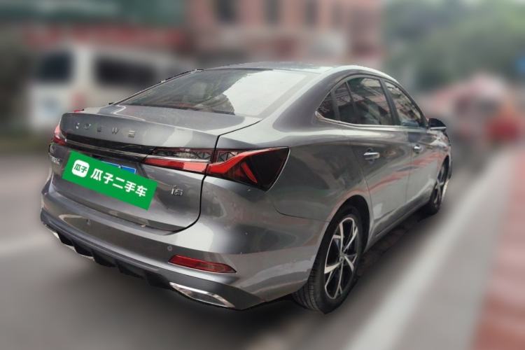Used Roewe i5 2024 1.5L CVT Luxury Edition Rear Right 45 Deg