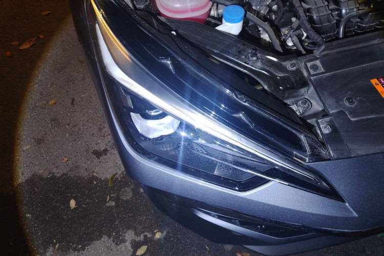 Used Roewe i5 2024 1.5L CVT Luxury Edition Right Front Headlight