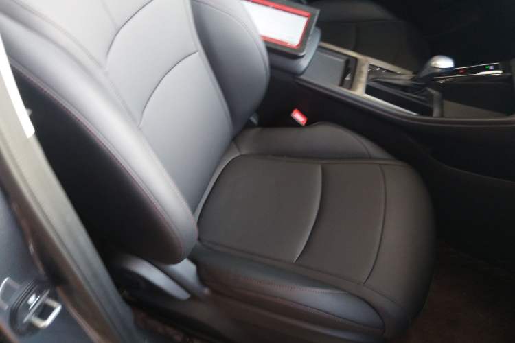 Used Roewe i5 2024 1.5L CVT Luxury Edition Right Front Seat