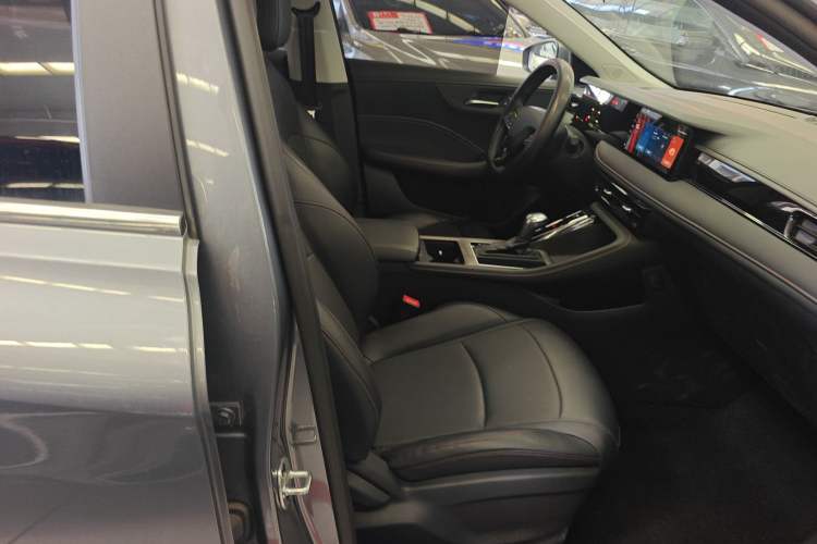 Used Roewe i5 2024 1.5L CVT Luxury Edition Right Front Seat