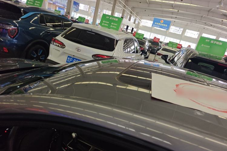 Used Roewe i5 2024 1.5L CVT Luxury Edition Roof