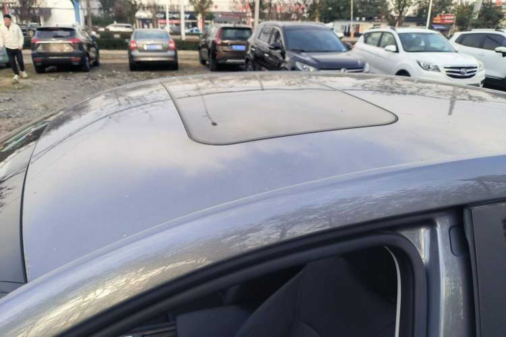 Used Roewe i5 2024 1.5L CVT Luxury Edition Roof
