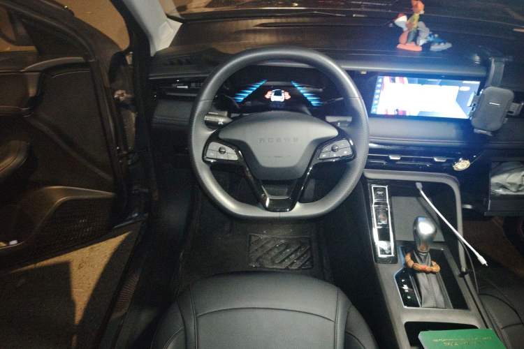 Used Roewe i5 2024 1.5L CVT Luxury Edition Steering Wheel