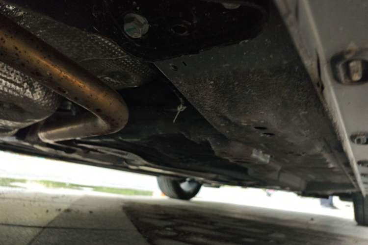 Used Roewe i5 2024 1.5L CVT Luxury Edition Chassis Rear Right