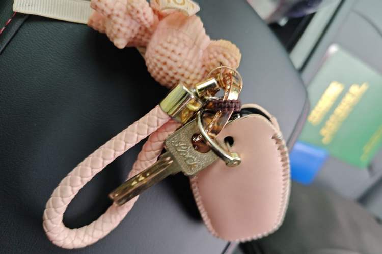 Used Roewe i5 2024 1.5L CVT Luxury Edition Vehicle Key