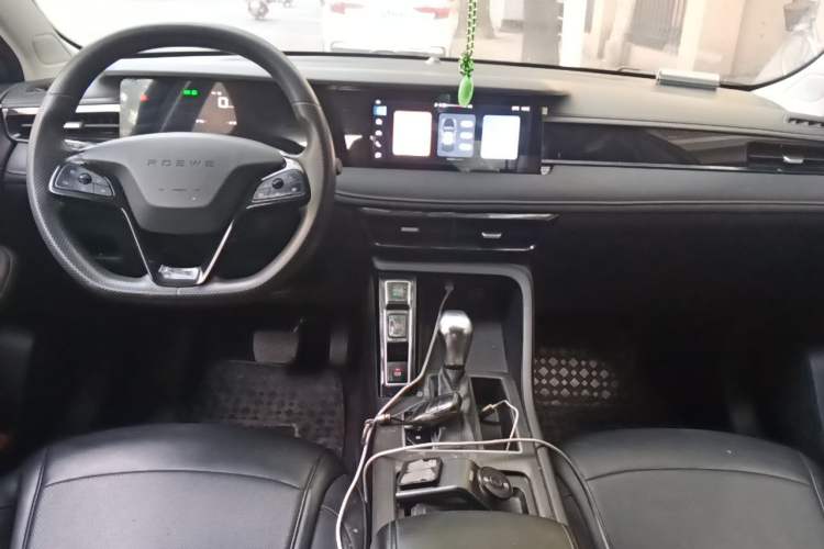 Used Roewe i5 2024 1.5L CVT Luxury Edition Center Console