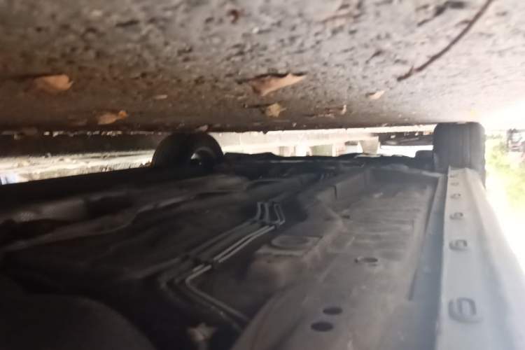 Used Roewe i5 2024 1.5L CVT Luxury Edition Chassis Rear Left