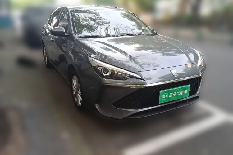 Used Roewe i5 2024 1.5L CVT Luxury Edition Front Right 45 Deg