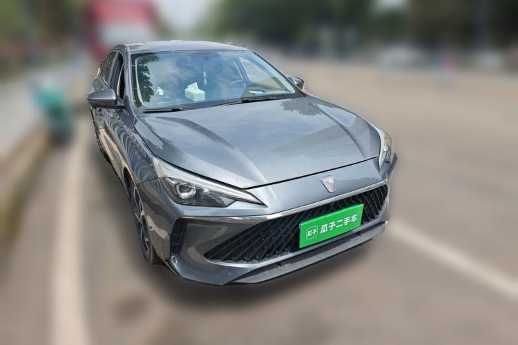 Used Roewe i5 2024 1.5L CVT Luxury Edition Front Right 45 Deg