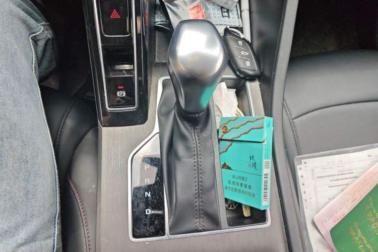 Used Roewe i5 2024 1.5L CVT Luxury Edition Gear Lever