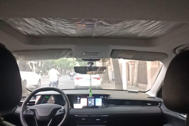 Used Roewe i5 2024 1.5L CVT Luxury Edition Headliner
