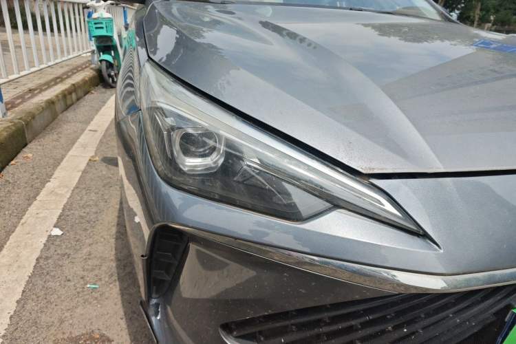 Used Roewe i5 2024 1.5L CVT Luxury Edition Right Front Headlight