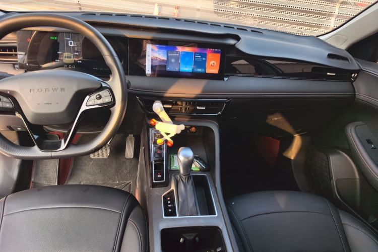 Used Roewe i5 2024 1.5L CVT Luxury Edition Audio And AC Panel