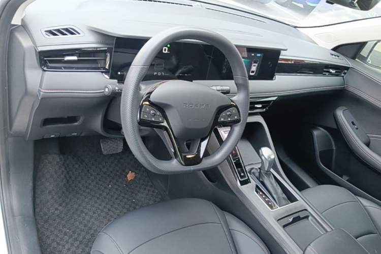 Used Roewe i5 2024 1.5L CVT Luxury Edition Center Console